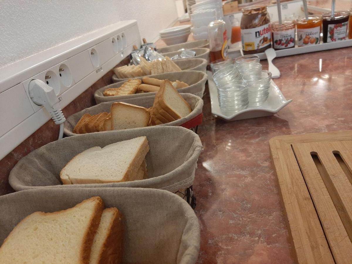 Cat'Hotel Bourg-de-Péage Εξωτερικό φωτογραφία