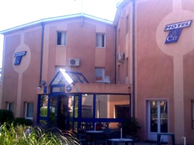 Cat'Hotel Bourg-de-Péage Εξωτερικό φωτογραφία